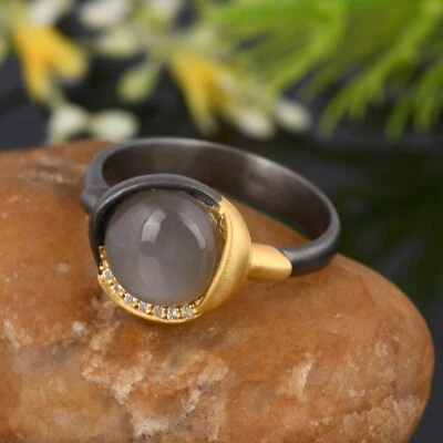 Кольцо с цветком лотоса с серым лунным камнем серебро 925 позолота кубический цирконий - Изображение 1 из 4