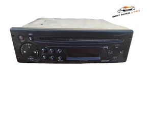 RENAULT KANGOO STEREO RADIO CD PLAYER UNIT 8200633639T - Picture 1 of 8