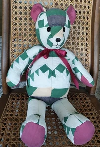 Handgefertigter Teddybär Upcycling aus Vintage Pieced Quilt 20 cm - Bild 1 von 5