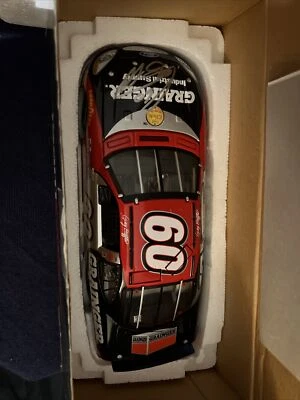 Грег Биффл с автографом No60 Grainger Team калибр 2002 Ford Taurus Preferred Ser - Изображение 1 из 4