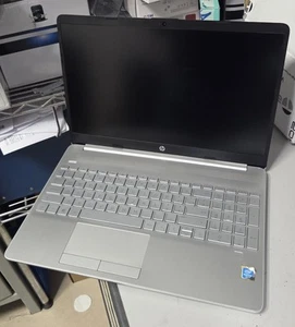 NOTEBOOK HP PAVILION 15-DW0446Z INTEL PENTIUM 4417U 8GB RAM 256GB SD WIFI WEBCAM - Foto 1 di 8