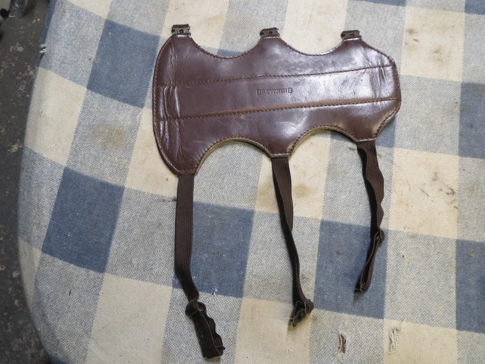 Armguard Vintage Browning American Made Genuine Leather Archery - Image 1 of 4