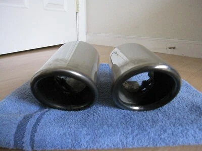 Set of 2 Genuine OEM 2017-2019 Honda CR-V Touring Chrome Exhaust Finishers Tips - Image 1 of 4