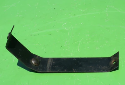 ISUZU TROOPER 86-88 FRONT BUMPER FACE BAR MOUNTING END BRACKET 8943586820 OEM - Изображение 1 из 4