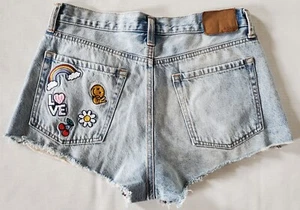 Aeropostale Boyfriend Short Sz 2 (32x2) Embroidered Distressed Raw Hem High Rise - Picture 1 of 6