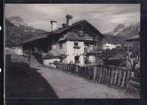 Cartolina Canale D'Agordo Rustico con il Gruppo del Civetta EC586 - Picture 1 of 1