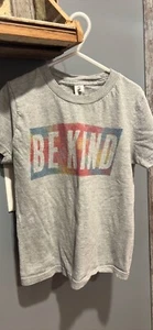 Girls Be Kind Shirt Size Small - Picture 1 of 1
