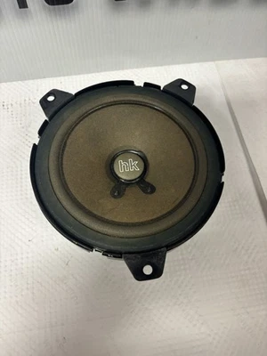 1998-2000 BMW 323I - динамик сабвуфера / низкочастотный динамик (Top-Hifi) 8368244 - Изображение 1 из 4