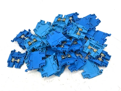 Lot of 37 ABB Entrelec M4/6-BLUE Terminal Block 22-10AWG 30A 600V M4/6 - Image 1 of 4