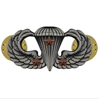 GENUINE U.S ARMY BADGE MASTER COMBAT PARACHUTE FOURTH AWARD ALL SIZES/FINISHES GENUINE U.S ARMY BADGE MASTER COMBAT PARACHUTE FOURTH AWARD ALL SIZES/FINISHES