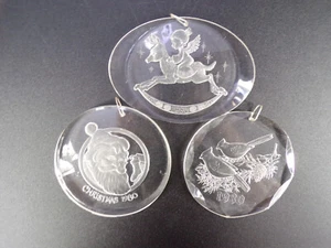 3 Vintage Lincoln House Christmas Treasure Collection Ornaments Acrylic 1980 L24 - Picture 1 of 5
