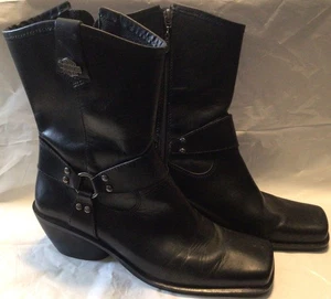Harley Davidson Women 8.5 Leather Boots Side Zipper Harness Square Toe Black - Picture 1 of 6