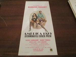 LOCANDINA ORIGINALE AMERICA 1929 STERMINATELI SENZA PIETA' HERSHEY 1973 - Imagen 1 de 2