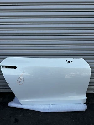 Nissan GTR GT-R R35 2009-2020 puerta delantera derecha carcasa lado del pasajero OEM Foto 1 de 4