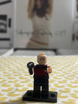 MINIFIGURA LEGO CAPITÁN JEAN-LUC PICARD STAR TREK PRÓXIMA GENERACIÓN PATRICK STEWART Foto 1 de 4