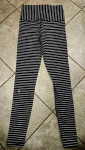 Ivivva Lululemon Pants Bottoms Girls Size 12 Athletic Gym Black W/ Multi-Color - Picture 1 of 3