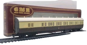 Airfix OO Gauge 54250-0 Class B Suburban Brake Coach G.W.R Livery Model Boxed - Picture 1 of 10