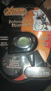 New Xtreme Sports pedometer EXTREME SPORTS PEDOMETER ARMBAND also a stopwatch - Picture 1 of 2