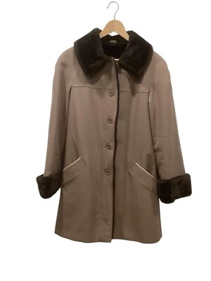 Abrigo y lluvia de colección para mujer 10 forrados de piel sintética recortados estilo columpio único EE. UU. Foto 1 de 4