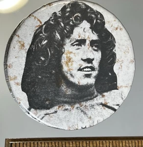 Roger Daltrey, Pinback Button, 2 3/8 in Dia. - Picture 1 of 3