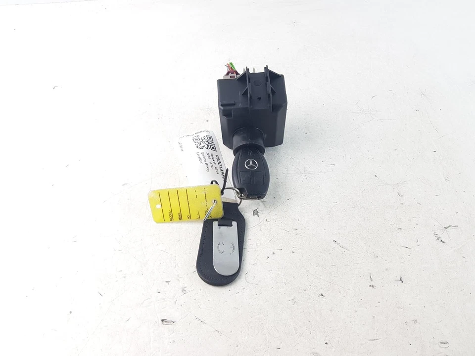 MERCEDES VITO IGNITION LOCK WITH KEY A4479000811 W447 2015 - Image 1 of 4