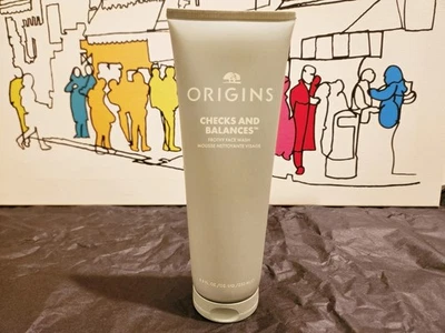 Jabón facial espumoso Origins Checks and Balances - Limpiador de 8,5 oz Foto 1 de 4