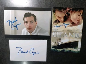 MARK CAPRI 2 Autógrafo Firmado a Mano 4X6 Foto S y 3X5 TARJETA - STAR WARS & TITANIC - Imagen 1 de 6