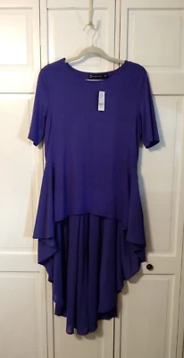Top para mujer NY&C púrpura con tren plisado de nailon fluido tipo rayón - talla mediana NUEVO Foto 1 de 4