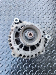 Alternator OEM 99-2002 2003 2004 2005 Chevrolet Silverado 1500 GMC Sierra 1500 - Picture 1 of 3