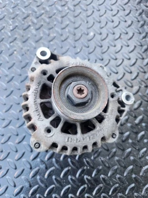 Alternador OEM 99-2002 2003 2004 2005 Chevrolet Silverado 1500 GMC Sierra 1500 Foto 1 de 3