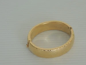 Vintage Gold Tone  Etched Hinged Bangle Bracelet diameter 2 1/2"  & 3/4"wide - Picture 1 of 12