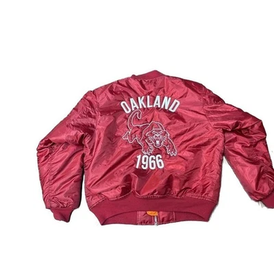 Chaqueta de bombardero Madow Fatur Oakland 1966 Black Panthers Red  Foto 1 de 4
