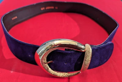 Cinturón de cuero banda ancha y gamuza púrpura vintage colección St. John talla 12 Foto 1 de 4