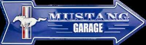 MUSTANG GARAGE 20" X 6" METAL GRABADO FLECHA SIGNO FORD GT PONY MAN CUEVA GARAJE - Imagen 1 de 5