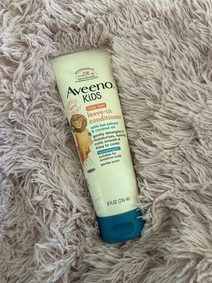 Aveeno Kids Coily Hair Leave-In Conditioner - Detangles, Moisturizes 8 fl oz NEW - Image 1 of 3