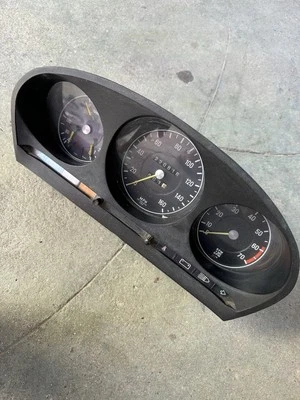 Velocímetro 1972 1973 1974 1975 1976 1977 1978 1979 1980 Mercedes 450SL fabricante de equipamento original  - Imagem 1 de 4