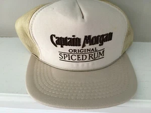True Vintage Trucker Hat Captain Morgan Original Spiced Rum Cocktail Mesh MINTY - Picture 1 of 4