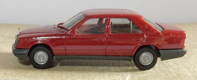 A Micro Herpa Ho 1/87 Mercedes-benz MB 300 E Rosso Bordeaux #105418 No. Box - Immagine 1 di 4