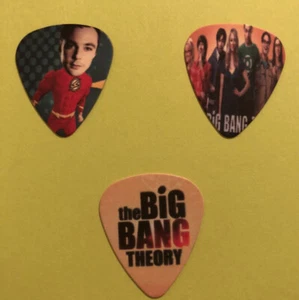 Big Bang Theory lotto di 3 plettri per chitarra da collezione - NUOVI - spedizione gratuita - unici - Foto 1 di 1