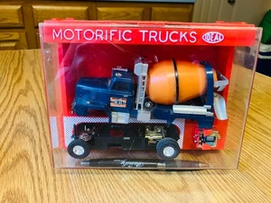 Motorific Cement Truck In ~ RARE CASE ~ Ideal Vintage 1966 ~ Very Nice ~ - Picture 1 of 8