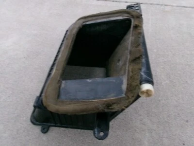 jeep grand cherokee zj 93 Mopar 4720549 upper HOUSING with door flap hvac - Image 1 of 4