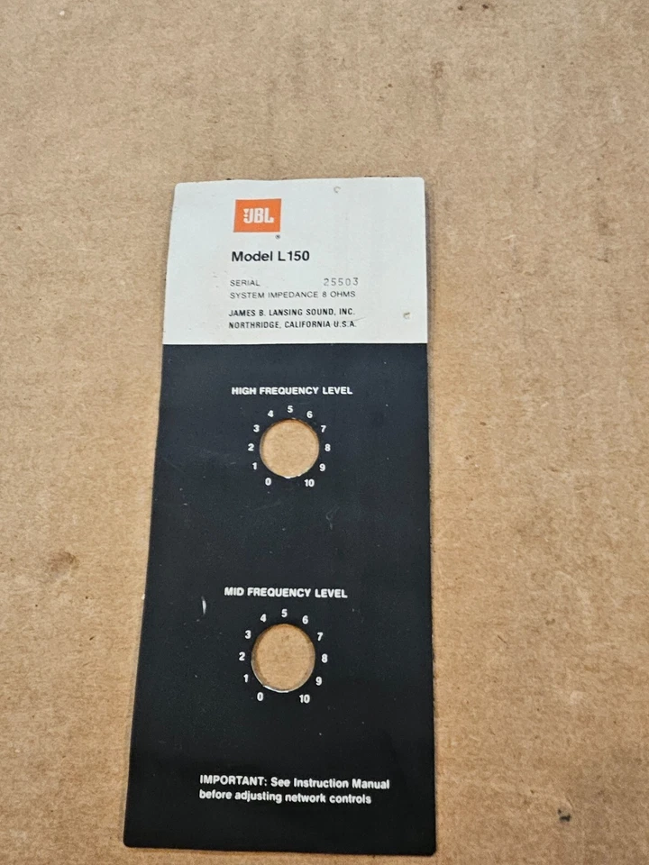 Insignia cruzada original JBL L100T Foilcal buen estado Foto 1 de 1