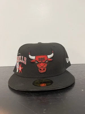 Gorra ajustada negra Chicago Bulls New Era City Connect NBA 7 3/8 Foto 1 de 4