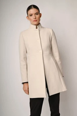 ASO Blair Waldorf White Coat Nuna Lie Foto 1 de 4