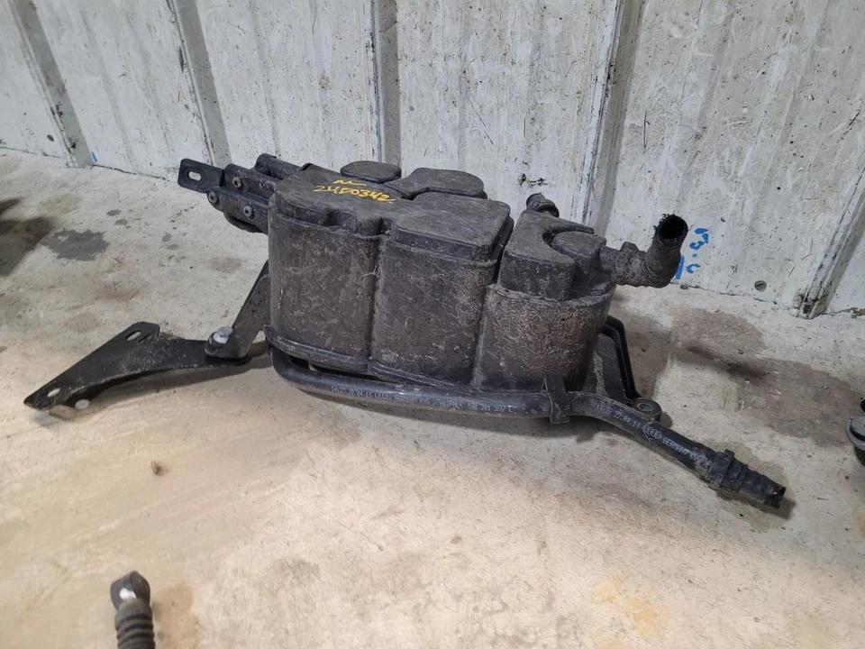 S6 AUDI   2014 Fuel Vapor Canister 2062947 Foto 1 de 4