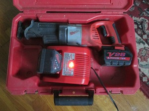 Milwaukee 28 Volt Reciprocating Saws 