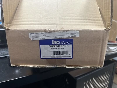 Lente de substituição de vidro para farol direito Volvo S80 8693554 - Imagem 1 de 3