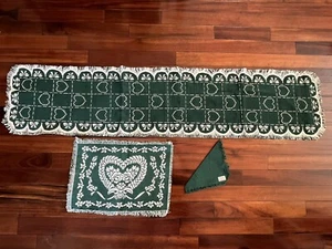 Hearts Flowers Table Runner 4 Placemat Cottagecore Farmhouse Measurement In Pic - Picture 1 of 7