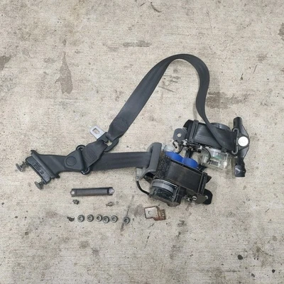 90-91 HONDA CIVIC HATCH - CINTURÓN DE SEGURIDAD DELANTERO IZQUIERDO GRIS LADO DEL CONDUCTOR - OEM Foto 1 de 4