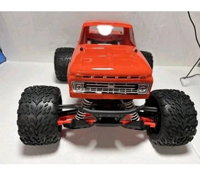 Traxxas Stampede 4x4 VXL,  Shelf Queen. 2 New Proline Bodies. See Pictures - Image 1 of 4